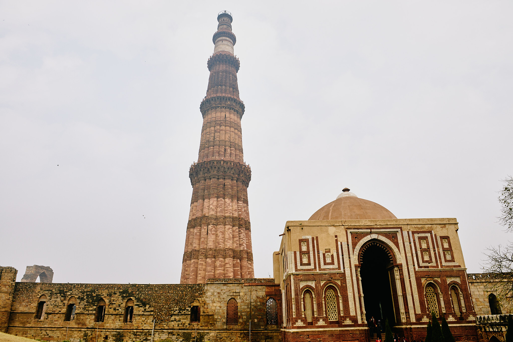 20140104 244 델리 쿠트브 미나르 (철 기둥)